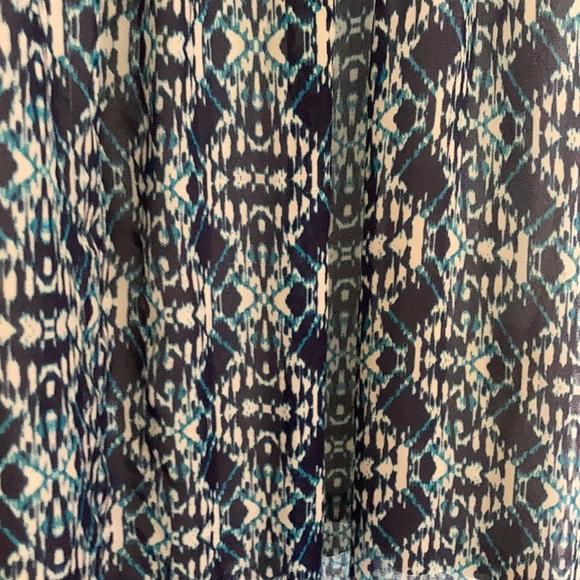 Cute long length dress - Picture 2 of 3